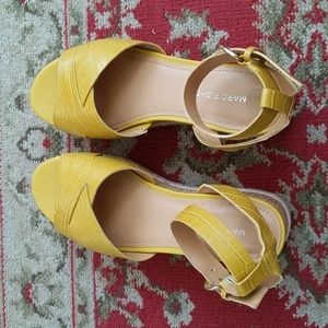 Marc Fisher women's platform shoes